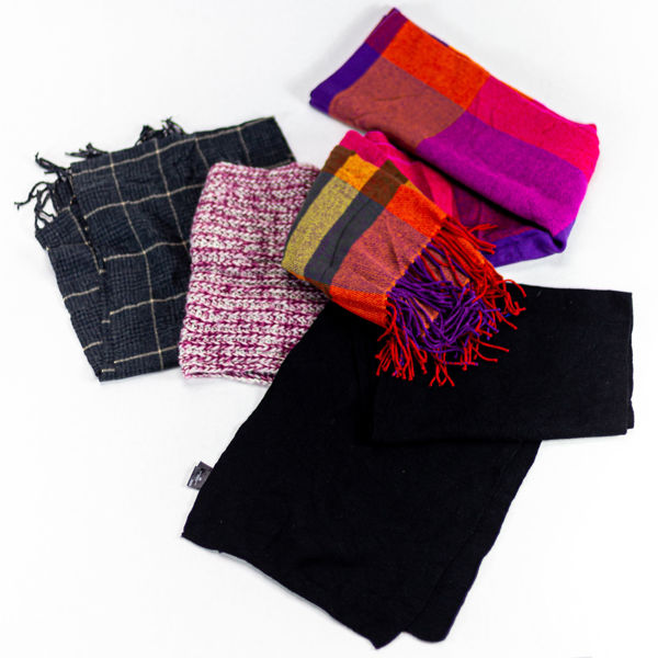 Picture of A - SCARVES FASH RENO - BUNDLE 1,200 lbs (12 SB)